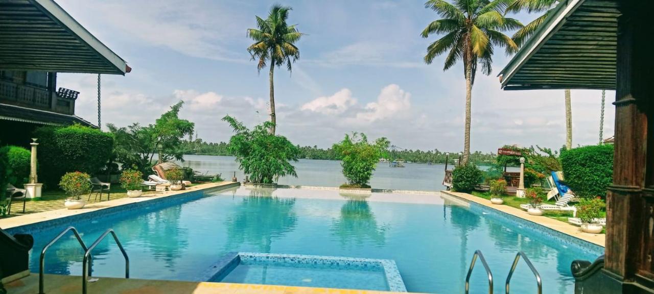Sea Lagoon Health Resort Kochi Esterno foto