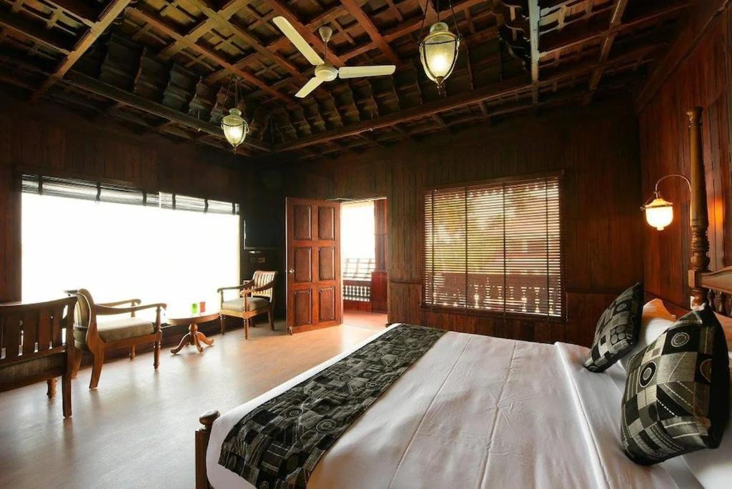 Sea Lagoon Health Resort Kochi Esterno foto
